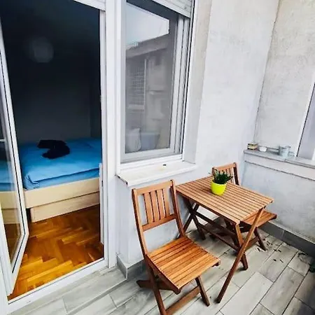 아파트 Vracar Hideaway With Private Garage