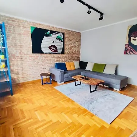 Vracar Hideaway With Private Garage 베오그라드